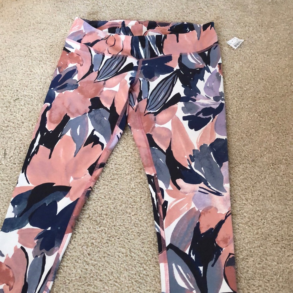 Full length maternity workout
